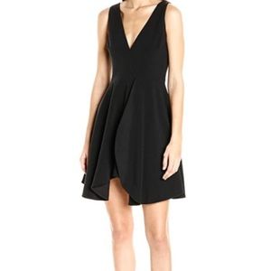 Halston Heritage Sleeveless Deep V Flounce dress